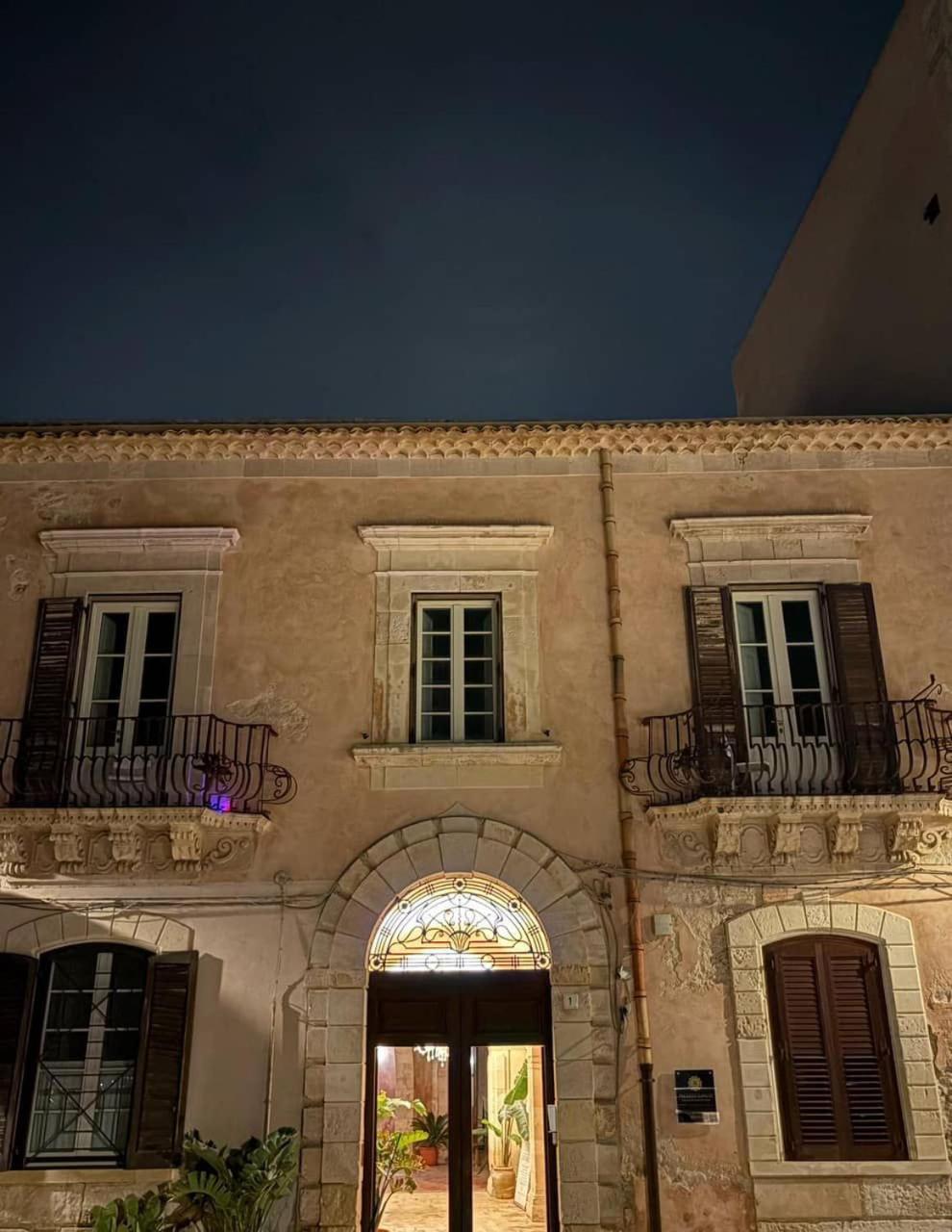 Palazzo Gancia Holiday Homes Syracuse Exterior photo