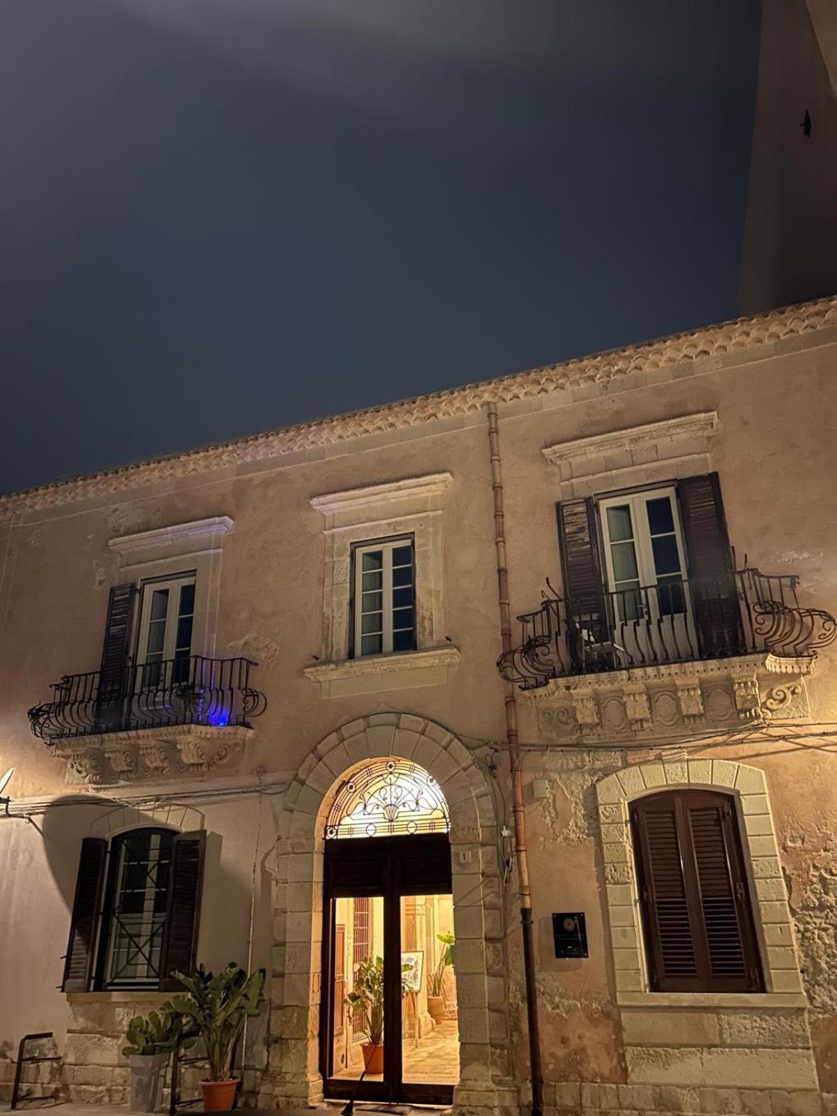 Palazzo Gancia Holiday Homes Syracuse Exterior photo